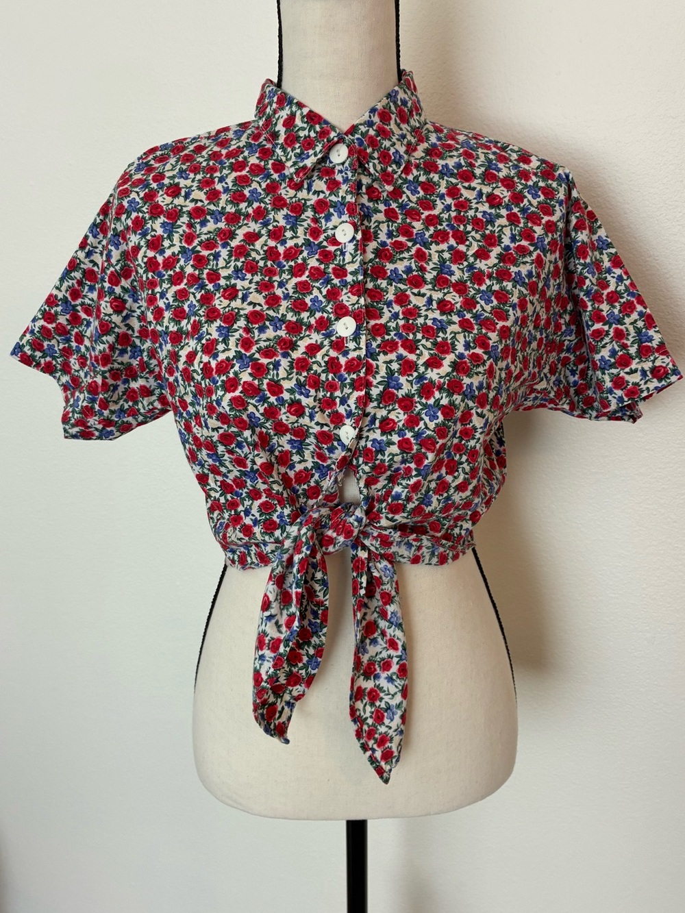 Vintage 90s Floral Cropped Button Down Tie-Waist Shirt